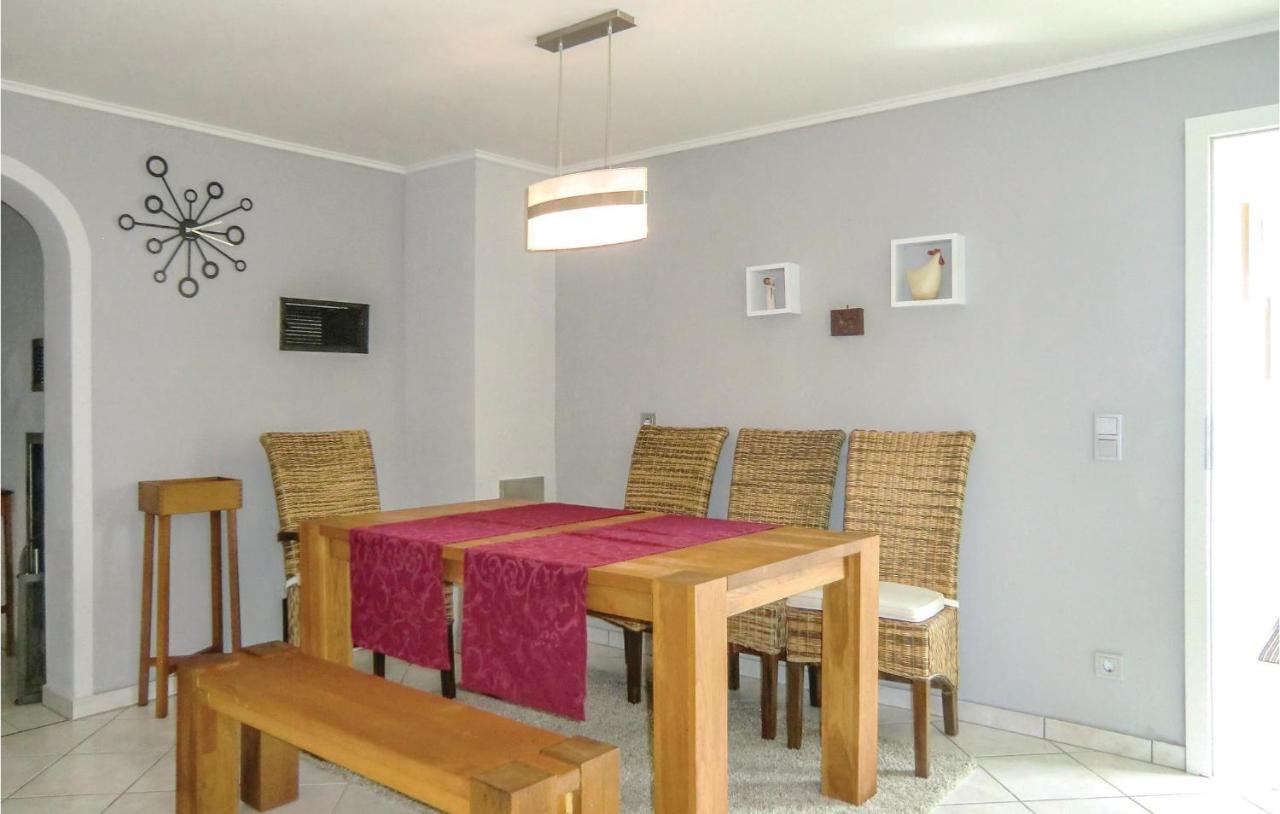 Amazing Apartment In Karlshausen With Kitchen Екстер'єр фото