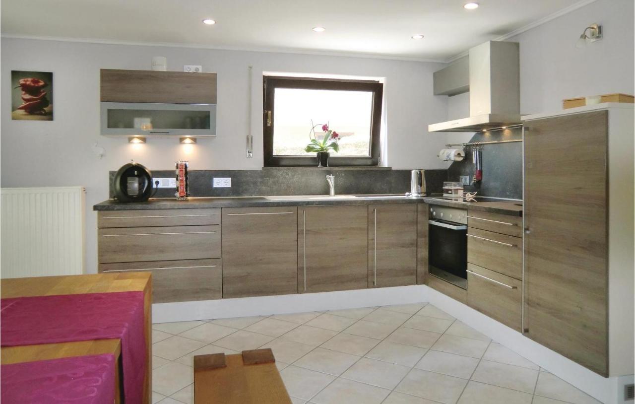 Amazing Apartment In Karlshausen With Kitchen Екстер'єр фото