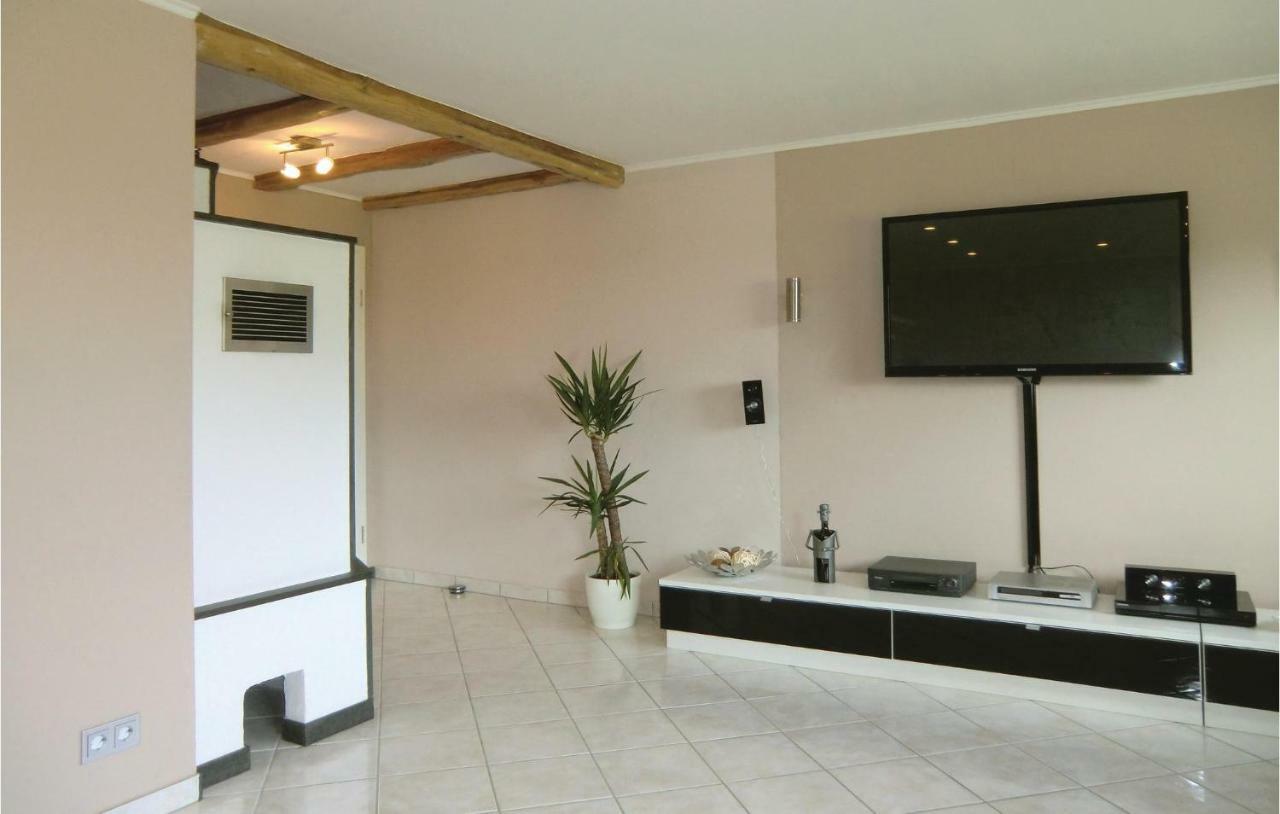 Amazing Apartment In Karlshausen With Kitchen Екстер'єр фото